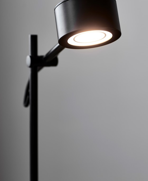 Útlý minimalistický design s velkou silou osvětlení, Nordlux Clyde