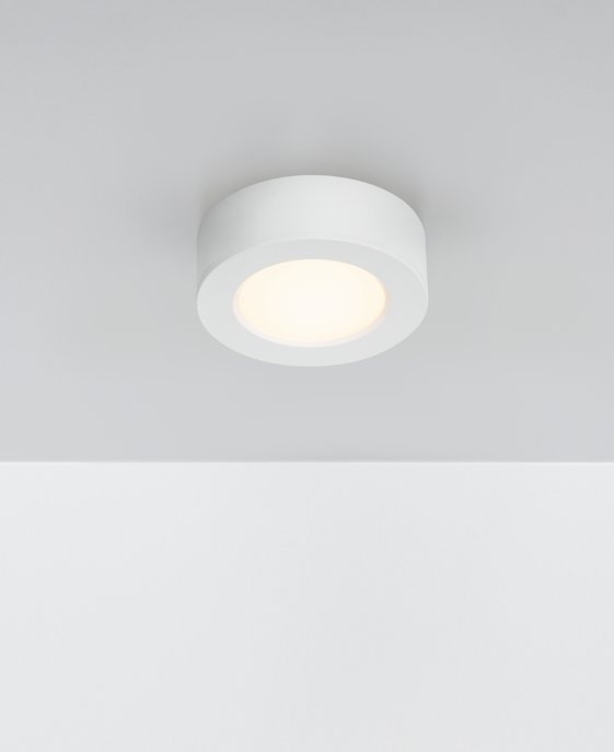 Designové bodové světlo do kuchyně s možností volby teploty světla.