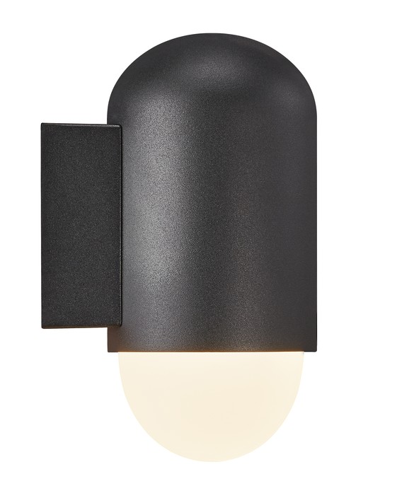 Venkovní nástěnné svítidlo Heka od Nordluxu zaujme na první pohled díky modernímu designu - zaoblené tvary a světlo směřující dolů je sázkou na jistotu! Můžete ho mít v černé, pískové a antracitové barvě.