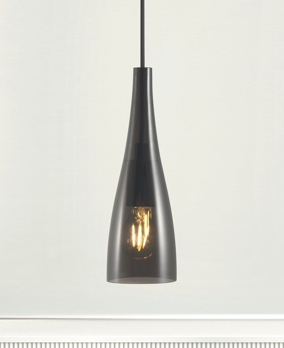 Nordlux Embla - stylová závěsná lampa do jídelny i kavárny. Štíhlé skleněné stínidlo