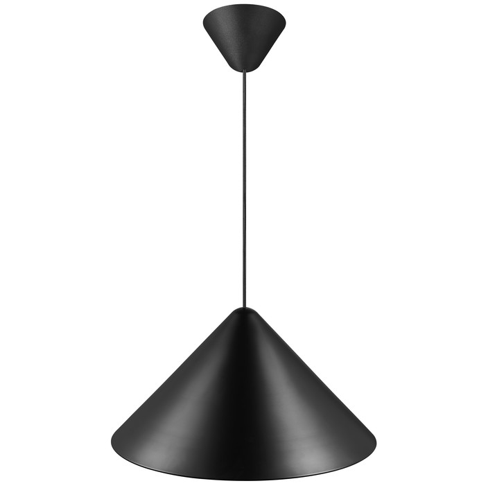 Nadčasové závěsné světlo Nono 49 je vyrobené z vysoce kvalitních materiálů, široké kuželové stínítko zajistí svícení bez oslnění, bude se hodit nad jídelní stůl pro navození správné atmosféry. Dostupní ve dvou barvách - bílé a černé. (černá)