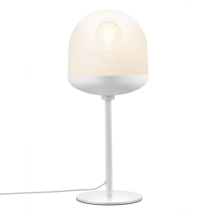 Magické stolní světlo Nordlux Magia 18 z foukaného skla v moderním minimalistickém designu. Světlo je dostupné ve dvou barevných variantách. (bílá)