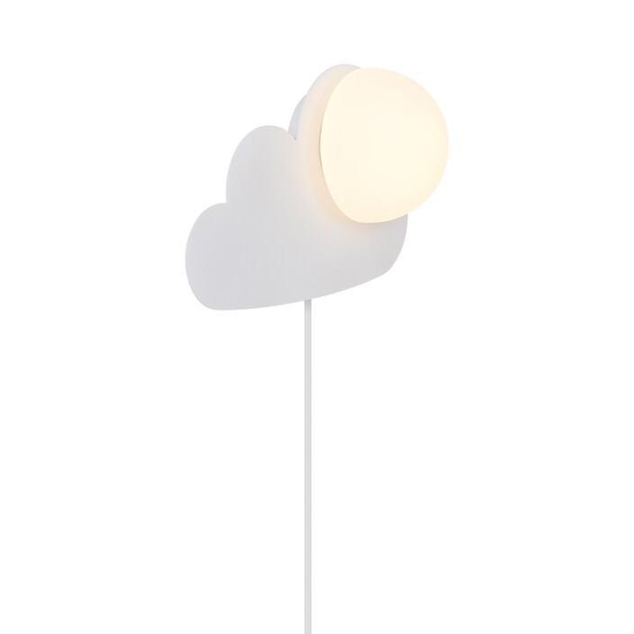 Nástěnné svítidlo ve tvaru obláčku Skyku Cloud od Nordluxu v bílé barvě poskytne příjemné rozptýlené světlo v dětském pokoji nebo ve školce. (bílá)