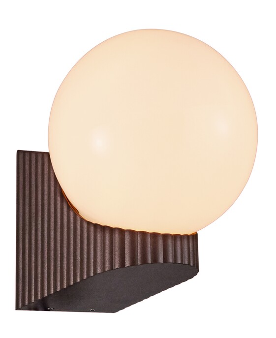 Venkovní nástěnné svítidlo Hayley od Nordluxu je elegantním doplňkem pro váš dům. Hnědý povrch základny v metalickém provedení je doplněn o skleněnou kupoli, která poskytuje příjemné světlo. 