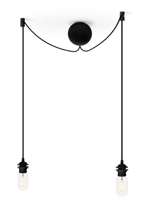 Originální dvojitý závěs UMAGE Cannonball ve tvaru dělové koule. Černý nebo bílý silikon (černá)