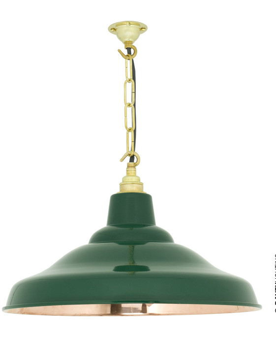 Závěsná lampa School Light od Original BTC. Dostupné verze: hliník, měď nebo lak v několika barvách. Závěs na řetězu
