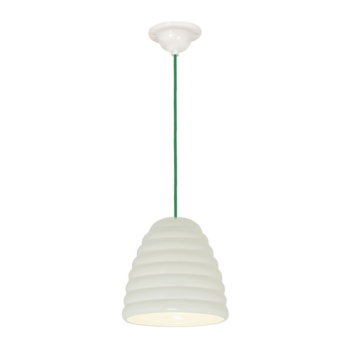 Závěsná lampa Hector Bibendum od Original BTC se stínítkem z bílého porcelánu a kabelem s textilním opletením v různých barvách.  (Barva kabelu: zelená)