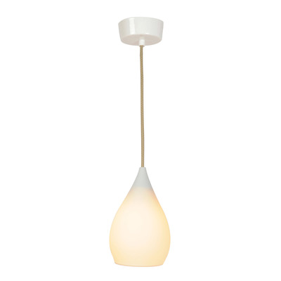 Elegantní závěsná světla Drop od Original BTC, z bílého porcelánu, v matné nebo lesklé variantě, v několika velikostech a tvarech.